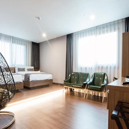Silla Boutique Hotel Premium Gyeongju Exterior photo